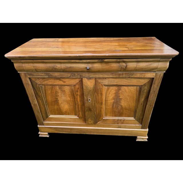 Louis Philippe Sideboard in Walnut, 1820 For Sale - Image 4 of 13