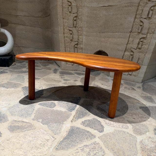 Mid-Century Modern Solid Teak Wood Coffee or Side Table in a Kidney Shape Mid Century Modern For Sale - Image 3 of 16