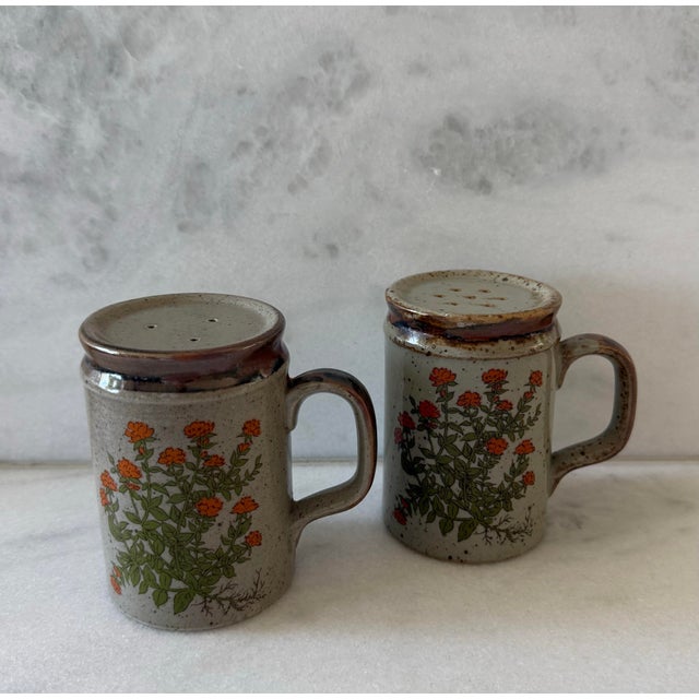 Mid-Century Modern Pair of Vintage Stoneware Centerpoint Salt and Pepper Shakers For Sale - Image 3 of 8