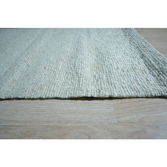 Textile 3x8 Fiona Rustic Kilim Ivory Open Solid Minimalist Flatweave Wool Carpet Rug For Sale - Image 7 of 11