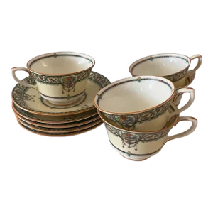 Vintage Royal Worcester 'Chantilly' Pattern Coffee/Tea Cups & Saucers - Set of 5