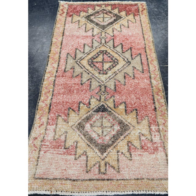 Early 21st Century Turkish Mini Rug Oriental Hand Knotted Vintage Rug 1'8" x 3'2" #16890 For Sale - Image 5 of 8