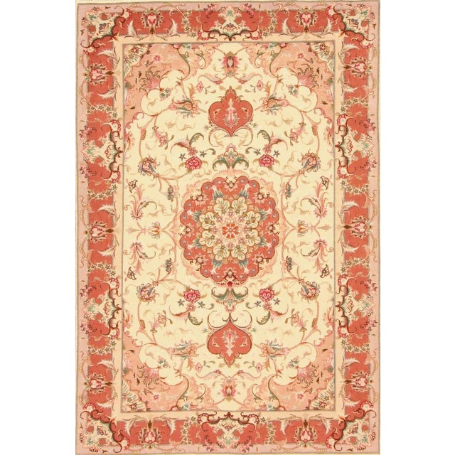 Middle Eastern Rug in Wool For Sale - Image 11 of 11