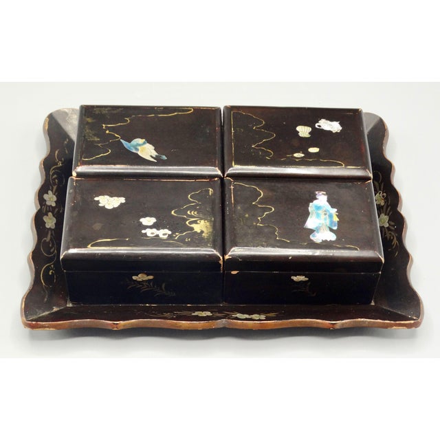 19th-Century Chinese Export Papier-Mâché Games Box For Sale - Image 9 of 11