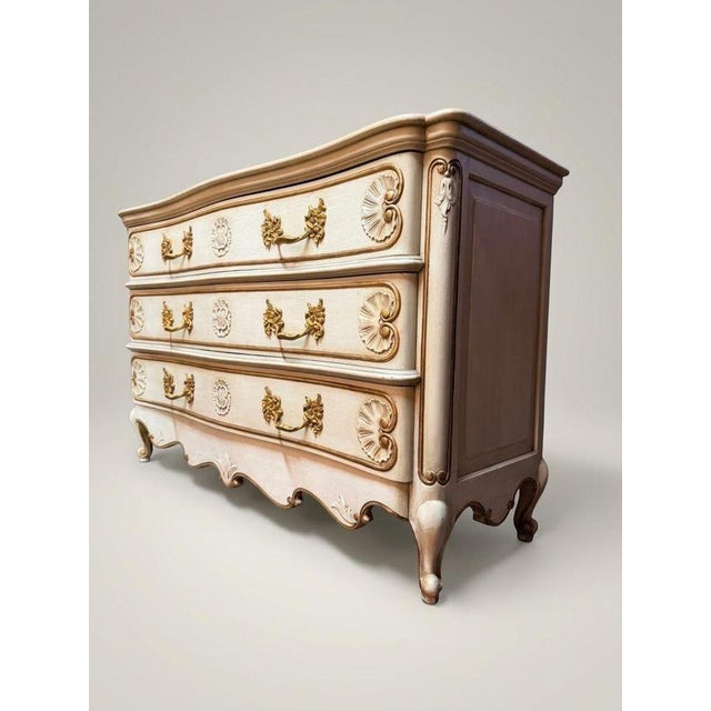 20th Century French Serpentine Commode with Gilded Detailing For Sale - Image 4 of 6