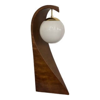 Mid Century Modern Modeline Wave Table Lamp in Walnut and Brass For Sale