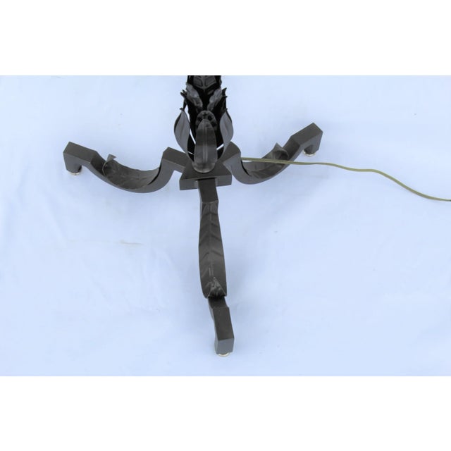 Metal Mid-Century Modern Floor Lamp Leaf Design ,Deluxe Socket. For Sale - Image 7 of 8