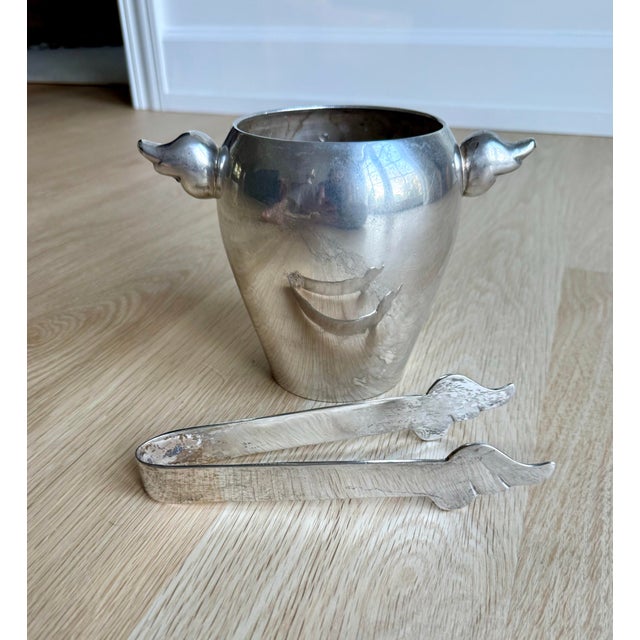 Art Deco French 1970s Escapade Paris Silver-Plated Winged Victory Ice Bucket With Tongs For Sale - Image 3 of 11