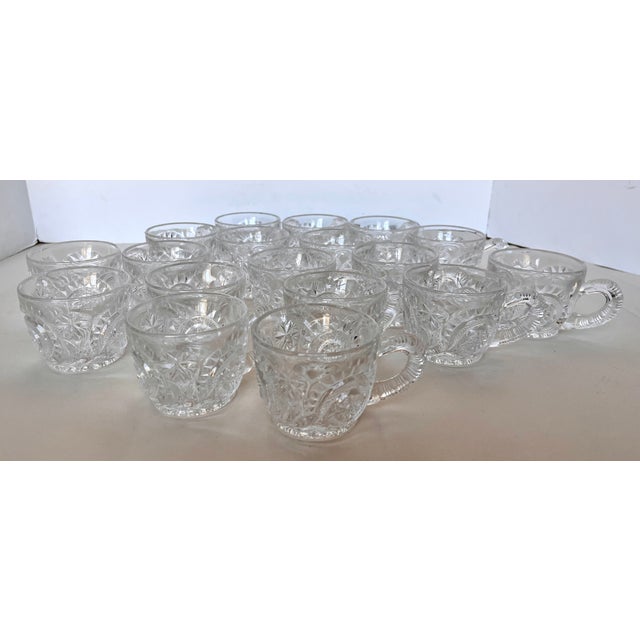 Vintage l.e. Smith Glass Pinwheel and Stars Punch Glasses - Set of 18 For Sale - Image 11 of 11