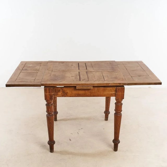 Height Table: 80 Width: 83 Depth: 83 Maximum width: 150 This piece is attributed to the mentioned designer/maker. It has...