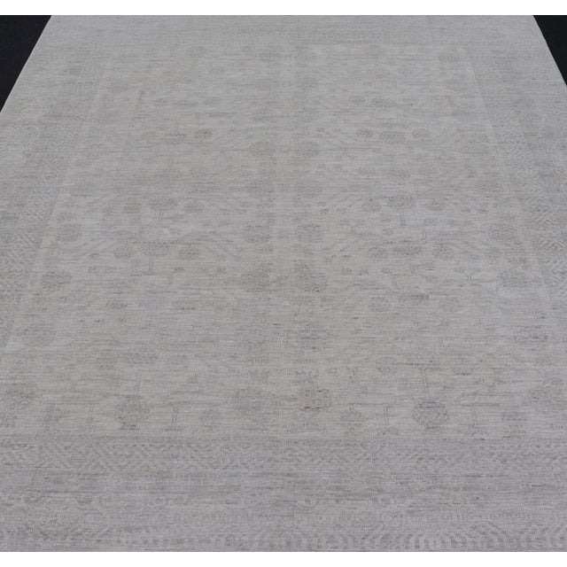 Modern All-Over Floral Khotan with Light Gray Background And Neutral Colors. Keivan Woven Arts rug AWR-17900 Country of...