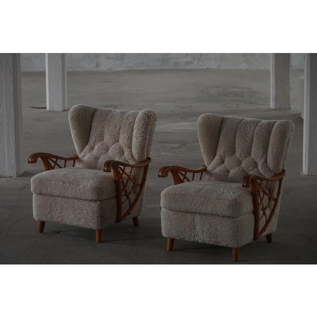 Swedish Modern Lounge Chairs in Shearling Lambswool & Elm, 1940s, Set of 2 For Sale - Image 4 of 18