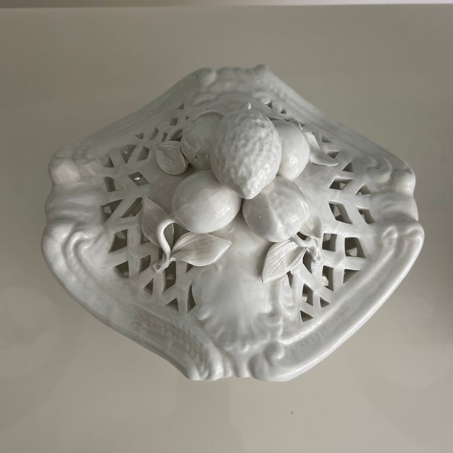 Italian Vintage Italian Reticuated Ceramic Creamware Lidded Tureen With Applied Fruit For Sale - Image 3 of 8