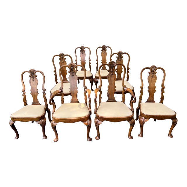 Set of 8 Vintage Queen Anne Dining Chairs With Carved Cabriolet Legs and Splats For Sale