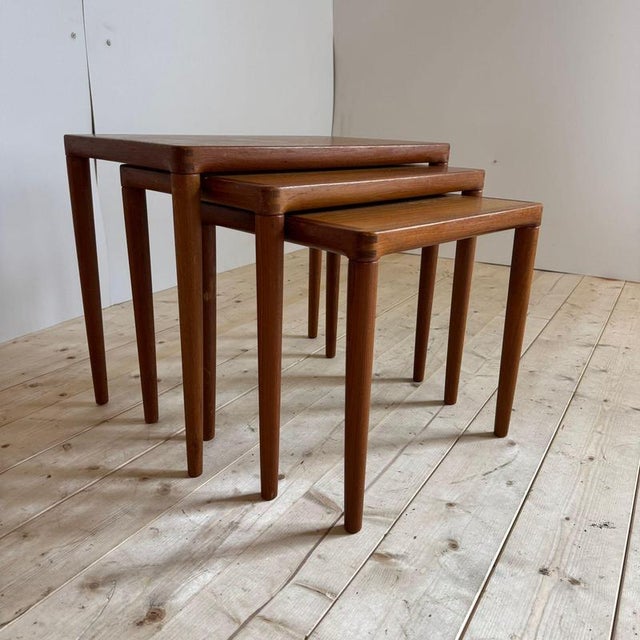 Nesting tables in teak, Denmark 1960 Dimensions Height: 49 cm × Length: 53.5 cm × Depth: 43 cm
