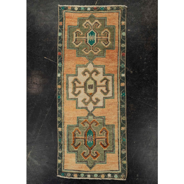 Sand Turkish Mini Rug Oriental Hand Knotted Vintage Rug 1'5" x 3'6" #21214 For Sale - Image 8 of 8