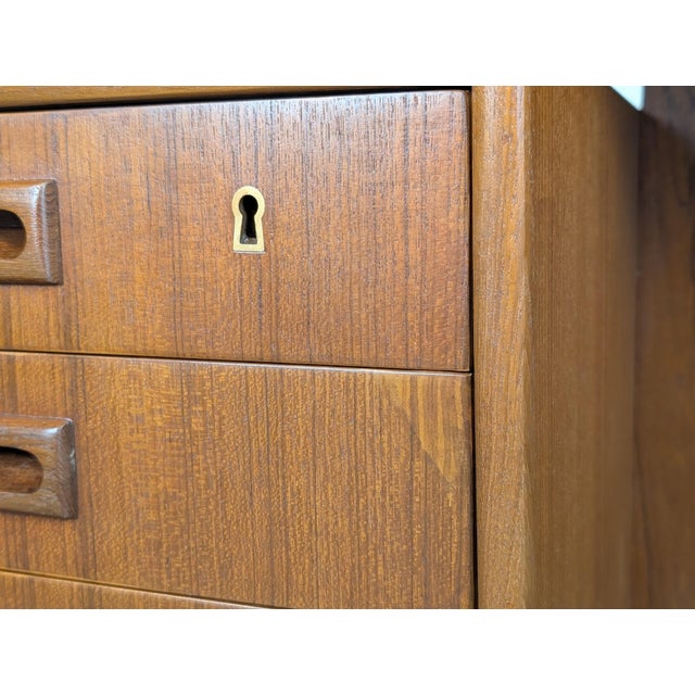 1960s Danish Modern Floating Top Teak Desk Attributed to Johannes Sorth for Bornholm Møbelfabrik For Sale - Image 16 of 18