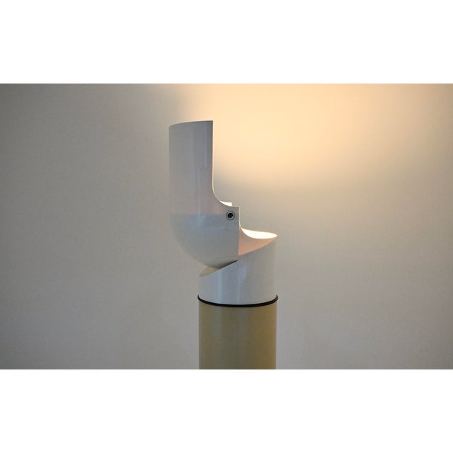Mezzo Pileo Floor Lamp by Gae Aulenti for Artemide, 1970s For Sale - Image 12 of 17