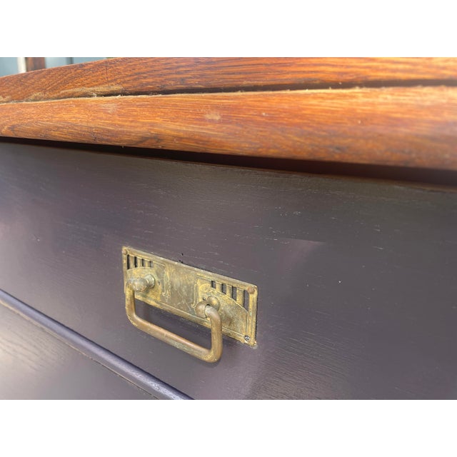 Mauve Antique Chest of Drawers in Oak, 1890s For Sale - Image 8 of 18
