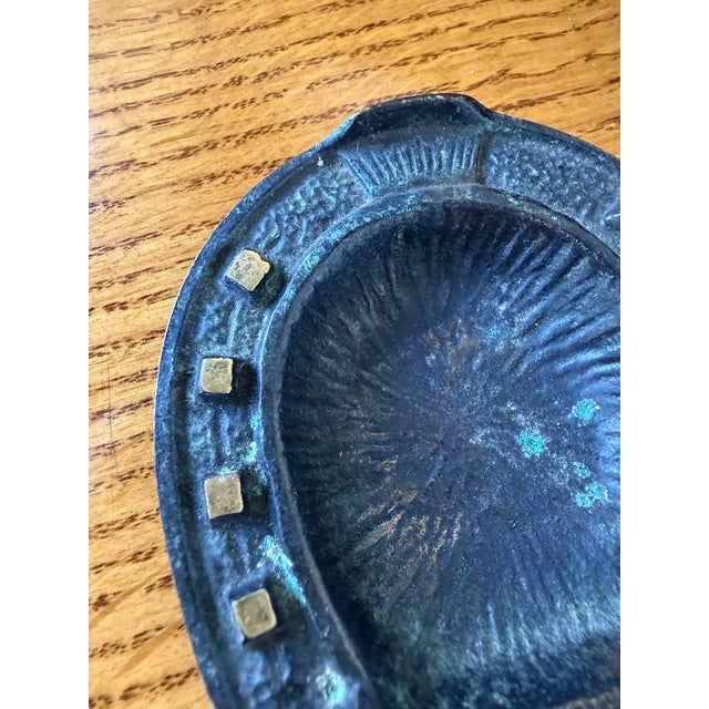 Brutalist Horseshoe Ashtray in Bronze, 1950s For Sale - Image 15 of 18