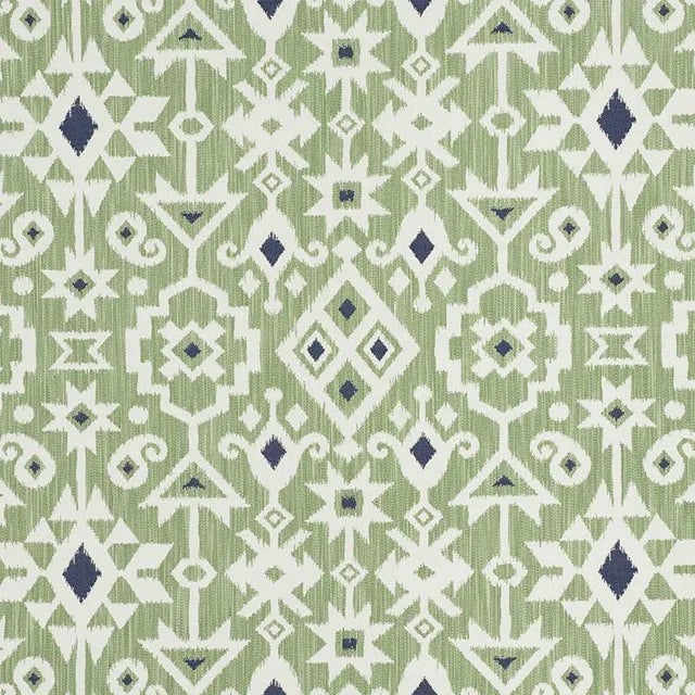 Sample - Schumacher Crusoe Ikat Fabric in Green For Sale