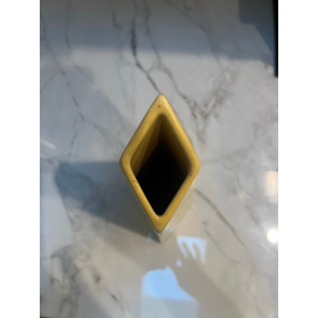 Modern Vintage 1980s Toyo Japan Vase - Post Modern Matte Yellow For Sale - Image 3 of 4