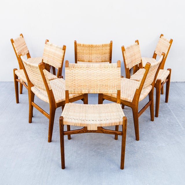 Carl Hansen & Søn 1960s Restored Hans Wegner Ch 31 Oak Dining Chairs - Set of 8 For Sale - Image 4 of 16