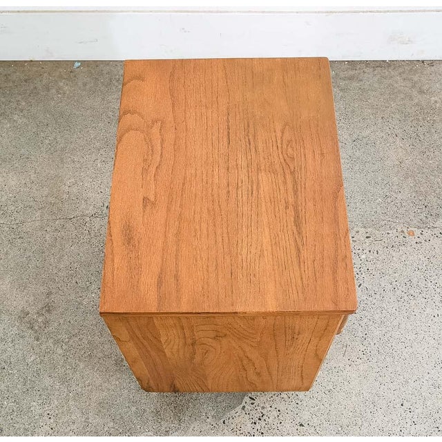 1960s Mid Century Modern Nightstand End Side Table Solid Oak Drawer Vintage Single MCM For Sale - Image 9 of 10