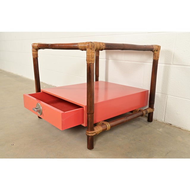 1950s John Wisner for Ficks Reed Mid-Century Hollywood Regency Bamboo Rattan Glass Top Side Table, 1950s For Sale - Image 5 of 14