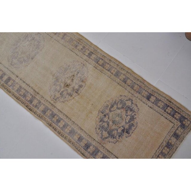 Apricot Vintage Faded Turkish Oushak Long Runner Rug With Ombre Abrash and Indigo Borders For Sale - Image 8 of 10