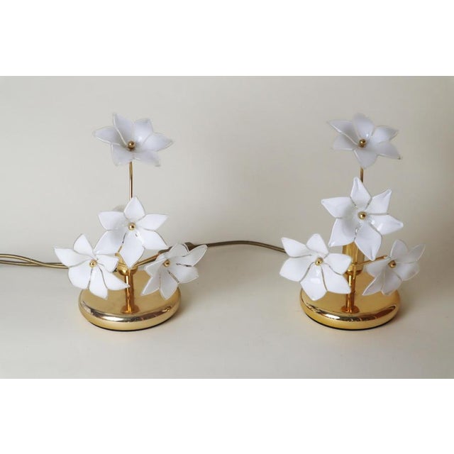 Metal Hollywood Regency Italian Murano Glass and Gold Plate Table Lamps, 1980s, Set of 2 For Sale - Image 7 of 12