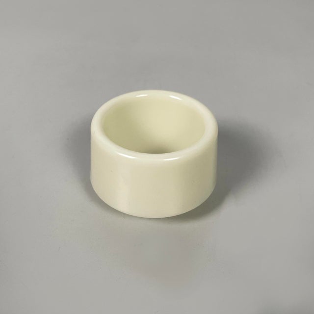 Italian Modern White Plastic Cups and Saucers from Angelo Mangiarotti, 1970s, Set of 23 For Sale - Image 6 of 11