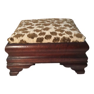 Mid 19th Century American Neoclassical Petite Ottoman For Sale