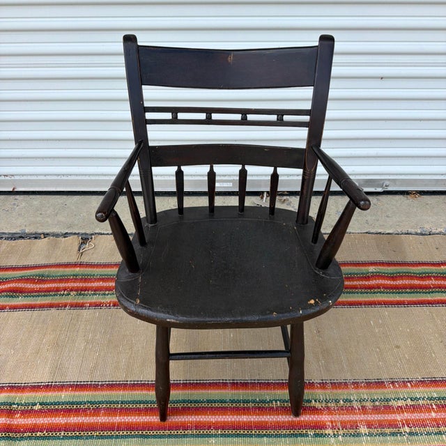 Antique Federal Windsor Splat-Back Armchair Vermont or New York, 1820's New York or Vermont, circa 1820-1840's An...