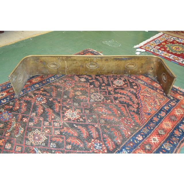 English Brass Small Curved Fireplace Fender With Oval Emblems For Sale - Image 6 of 17