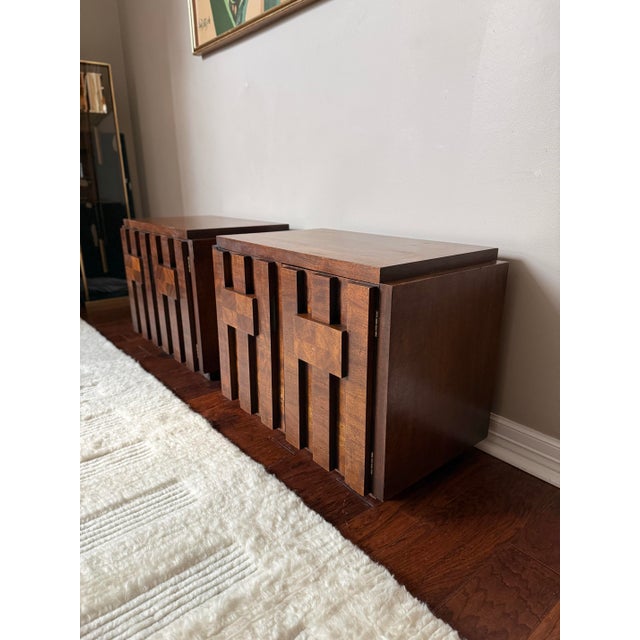 Mid-Century Modern Vintage 1970s Attributed to Lane Staccato Brutalist Side Tables / Nightstands Pair For Sale - Image 3 of 12