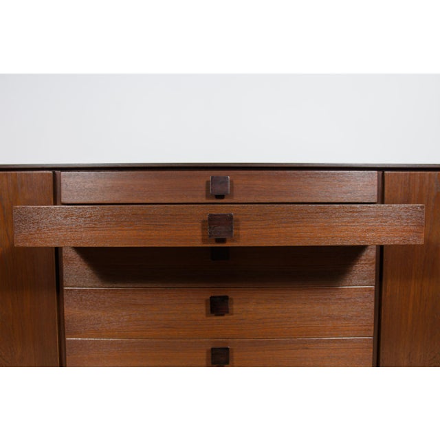 Mid-Century Modern Sideboard by Ib Kofod-Larsen for G-Plan, 1960s For Sale - Image 10 of 18