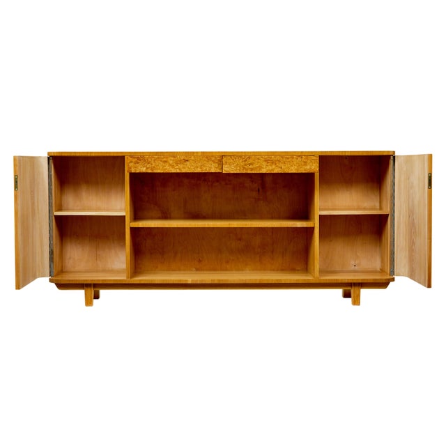 Low Mid-Century Scandinavian Elm and Burr Open Bookcase, 1950 For Sale - Image 6 of 10