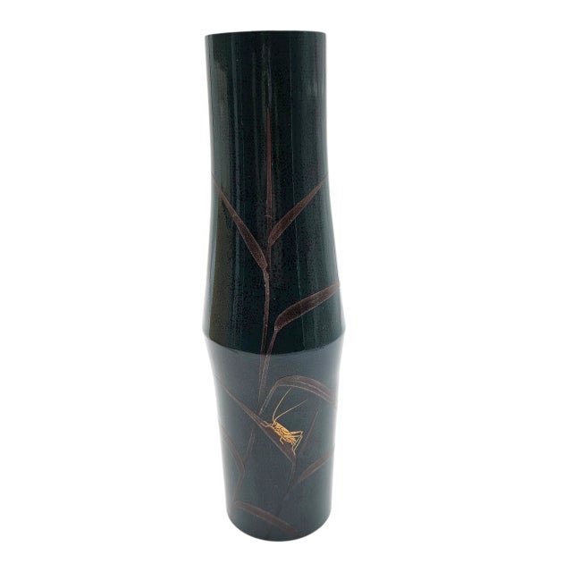 Vintage Yakumo-Nuri Japanese Lacquer Vase With Copper Core and Grasshopper Motif in Box 12.5" For Sale - Image 4 of 9