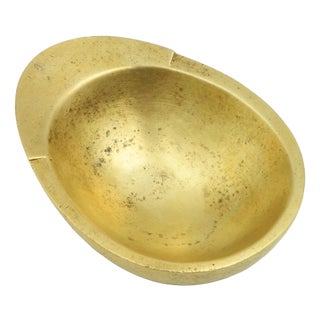 Brass Model 3562 Ashtray by Carl Auböck for Werkstätte Carl Auböck, Vienna, Austria For Sale