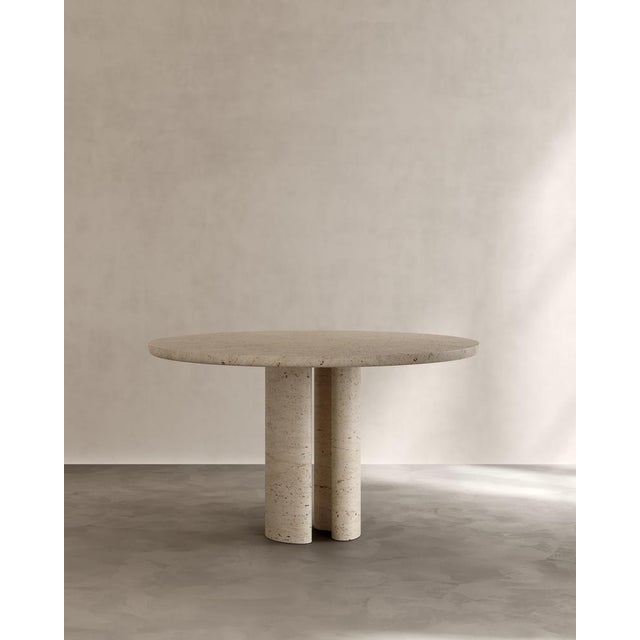 Hand-Crafted Isola Dining Table II in Cappuccino Limestone by Paloma Editions For Sale - Image 11 of 12