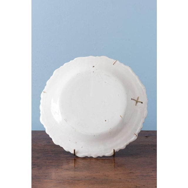 Mid-18th Century Green Plate with Figure from Bordeaux Faience For Sale - Image 6 of 7