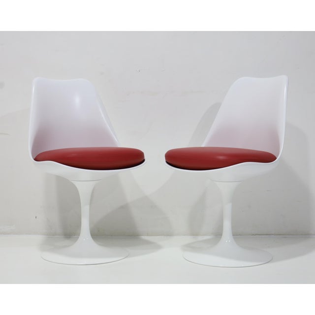 Knoll Eero Saarinen for Knoll Tulip Chairs, Set of Two For Sale - Image 4 of 8