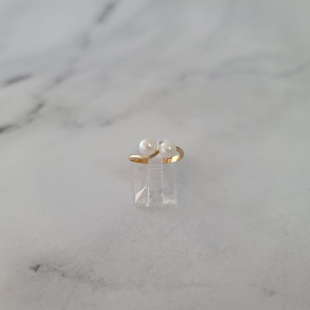 5MM Cultured Pearl Cluster Ring 14k Yellow Gold, Size 8.25 For Sale - Image 4 of 5