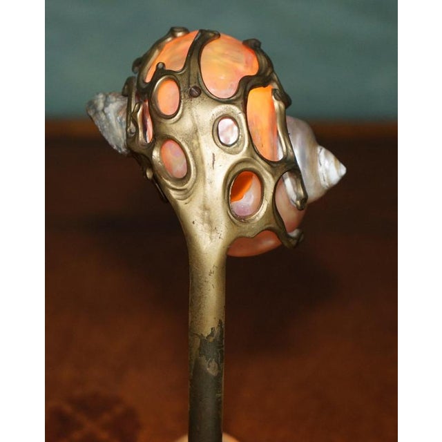 Antique French Art Nouveau Brass and Shell Table Lamp by Louis Majorelle, 1900 For Sale - Image 6 of 18
