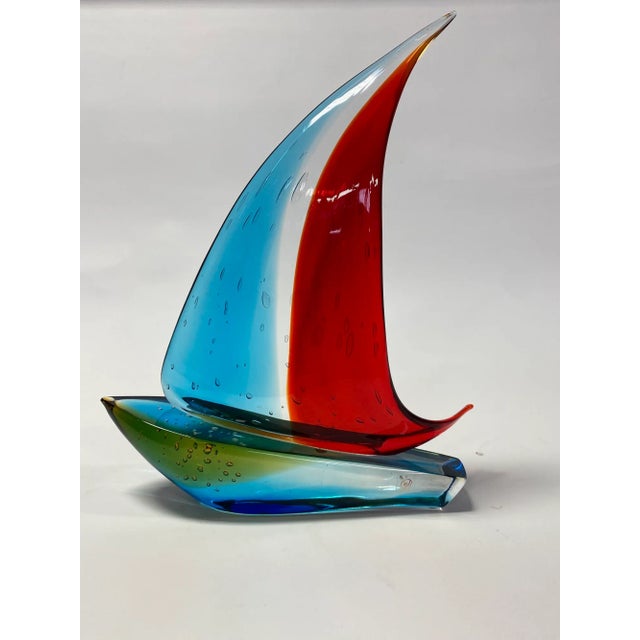 Spectacular Murano glass sailboat sculpture with Vetro Artistico®Murano mark sticker and signed Sergio Costantini.