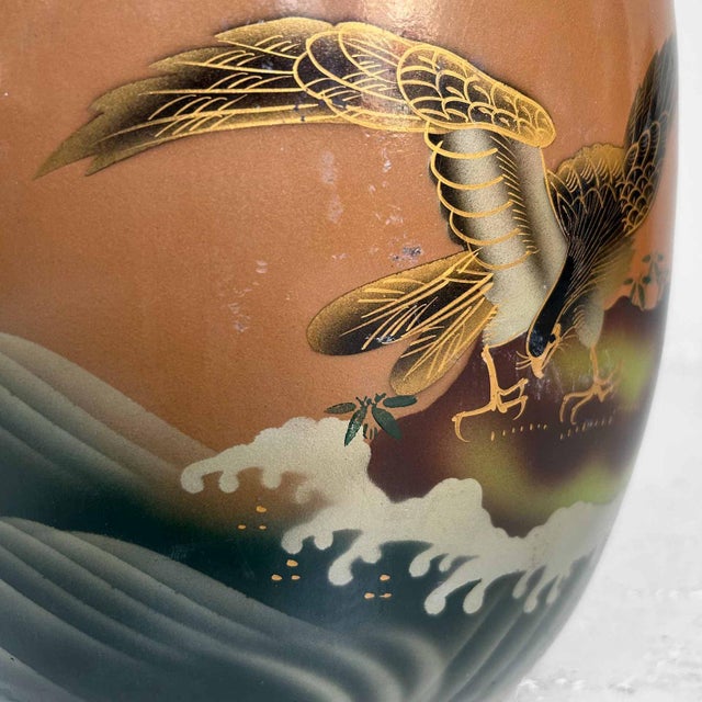 Unique terracotta hibachi with a beautiful traditional Japanese decoration. Dimensions: height 24 cm, diameter 26 cm. The...