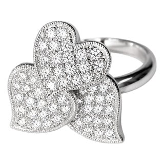 Late 20th Century 18K White Gold Diamond Heart Designer Ring Romantic Estate Jewelry, Size 7 For Sale