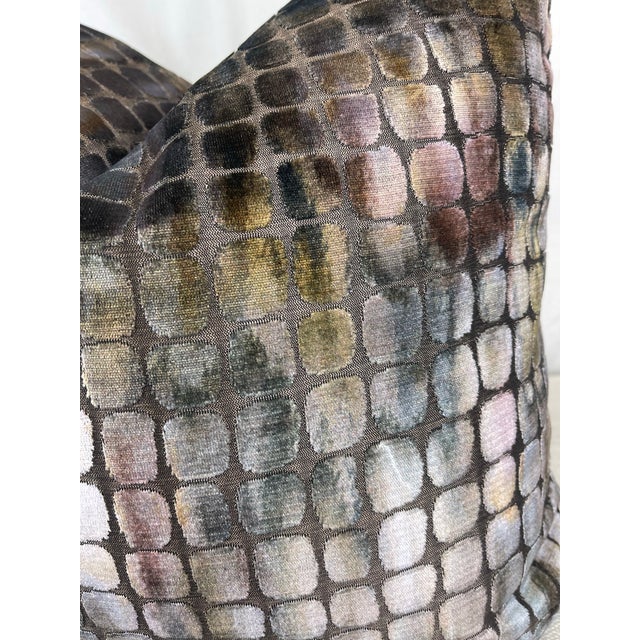 Transitional Zinc Textiles "Tobia" in Multi 22" Pillows-A Pair For Sale - Image 3 of 4