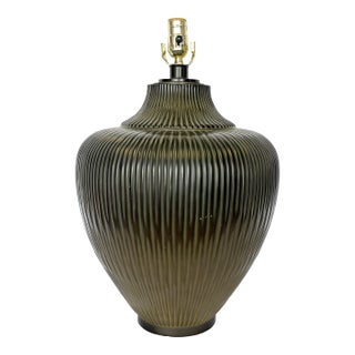 Mid-Century Modern Pleated/ Ribbed Metal Gourd Large Table Lamp For Sale